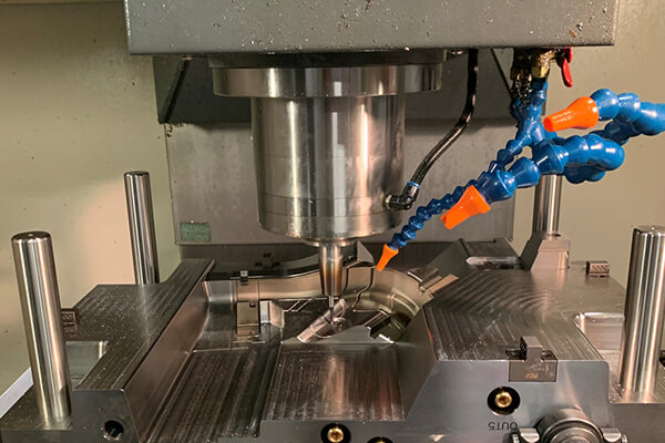 CNC mold machining · process photograph